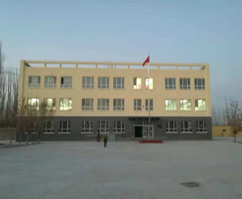 新疆墨玉县喀尔赛镇台吐尔库勒小学